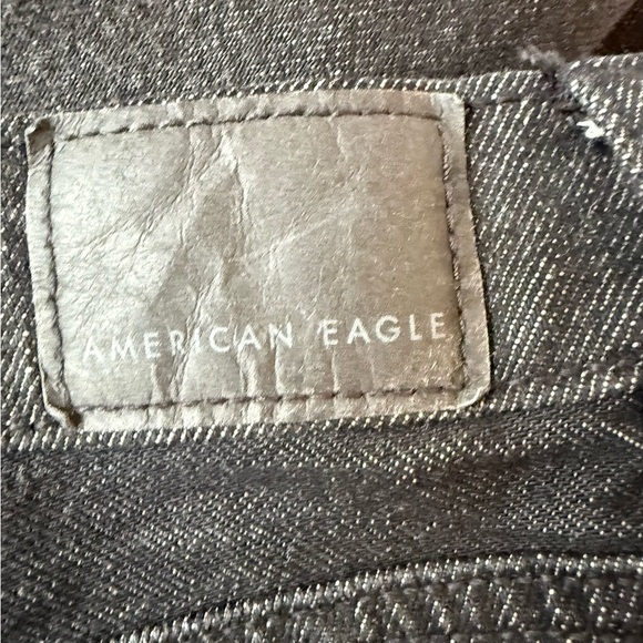 American Eagle Outfitters Women's High Rise Black Mom Jeans Size 18 - Picture 13 of 15
